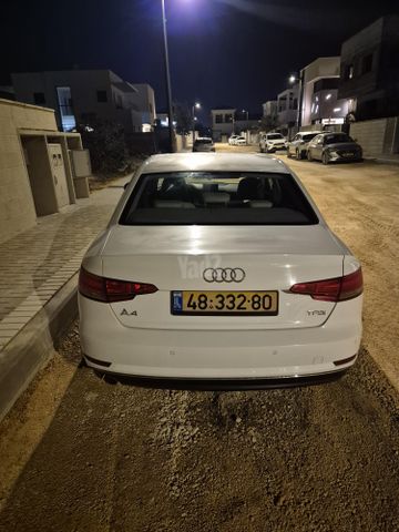 אאודי A4