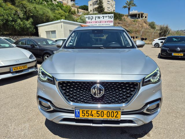 מודעת רכב אם ג'י EHS PHEV