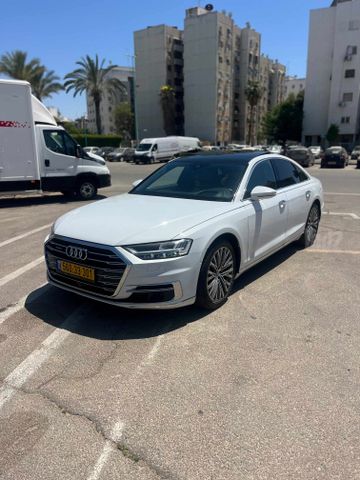 מודעת רכב אאודי A8