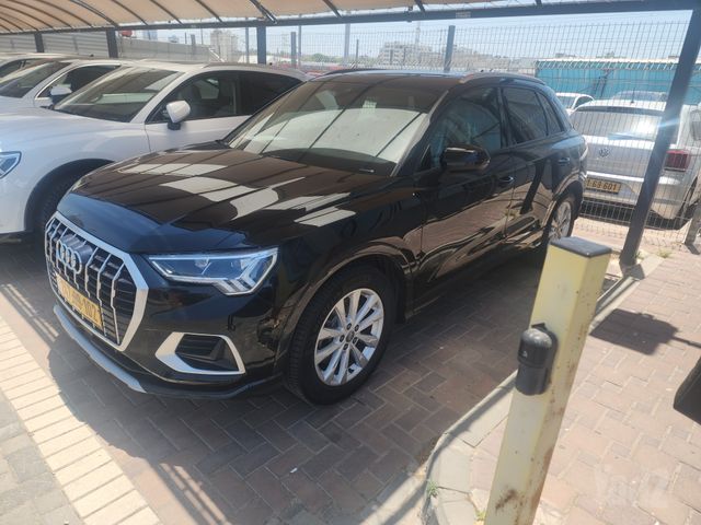 מודעת רכב אאודי Q3
