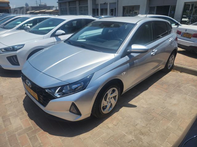 מודעת רכב יונדאי i20