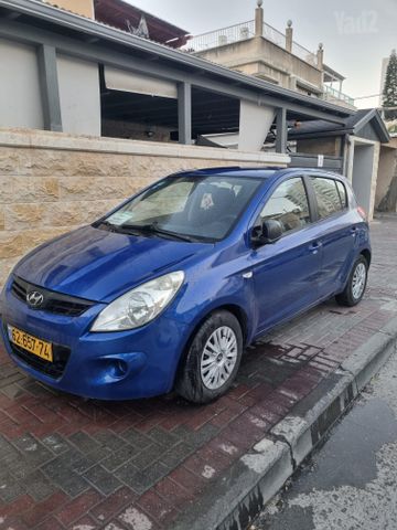 יונדאי i20