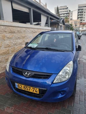 יונדאי i20