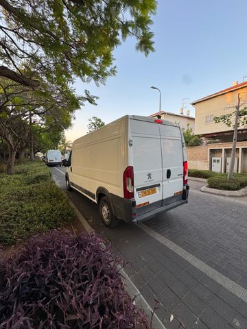 פיג'ו בוקסר