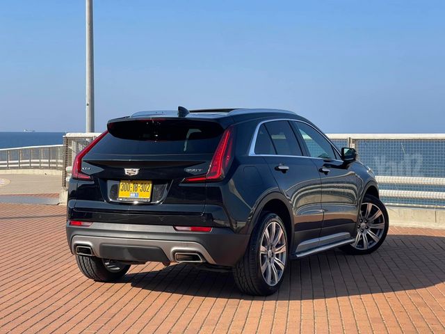 קאדילק XT4