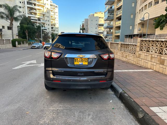 שברולט טראוורס