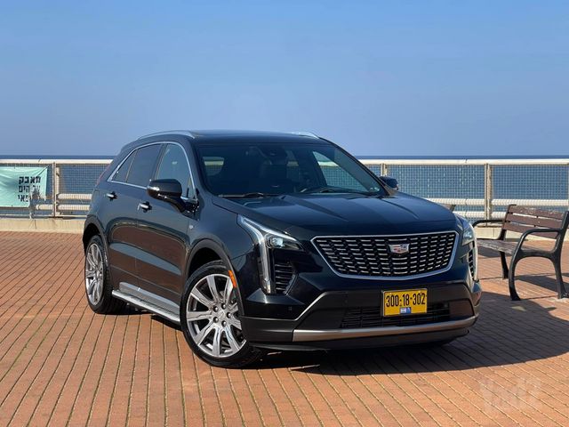 קאדילק XT4