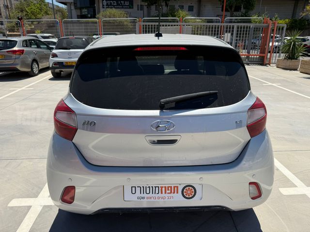 יונדאי i10