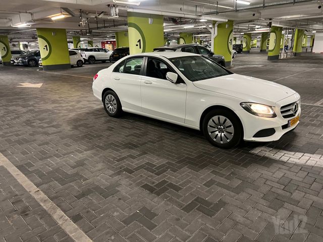מודעת רכב מרצדס-בנץ C-class
