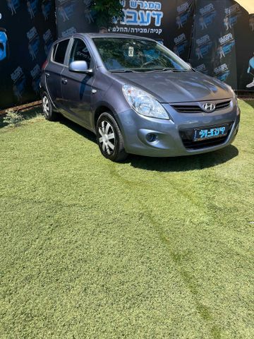 יונדאי i20