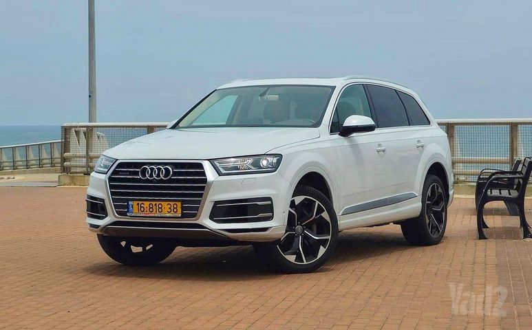 מודעת רכב אאודי Q7