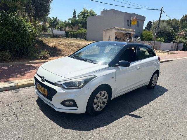 מודעת רכב יונדאי i20