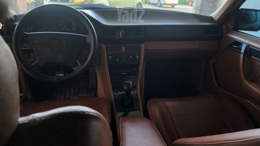 מרצדס-בנץ E-class