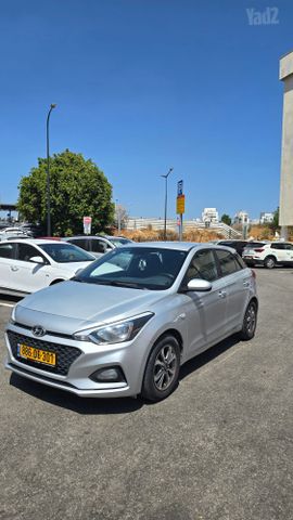 יונדאי i20
