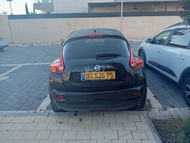 ניסאן ג'וק
