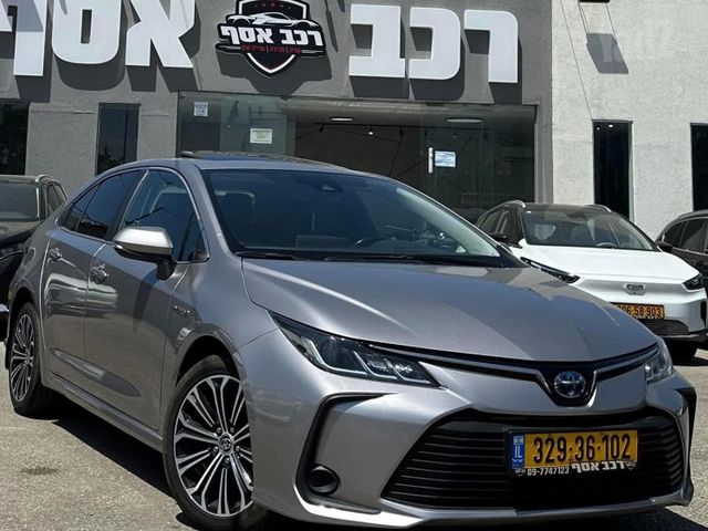 טויוטה קורולה