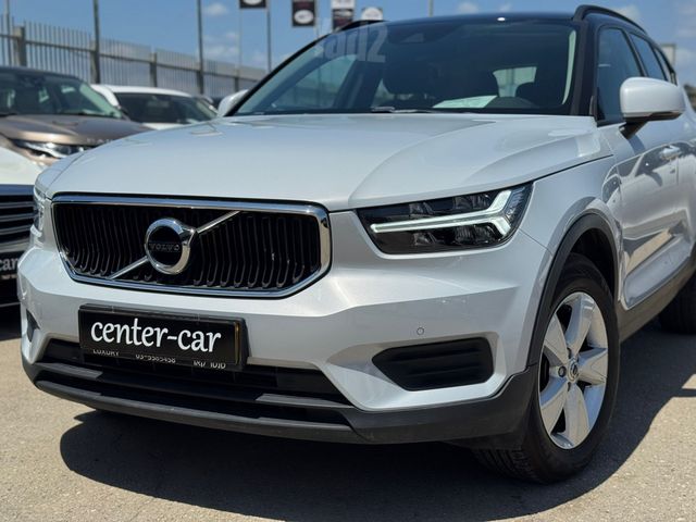 וולוו XC40