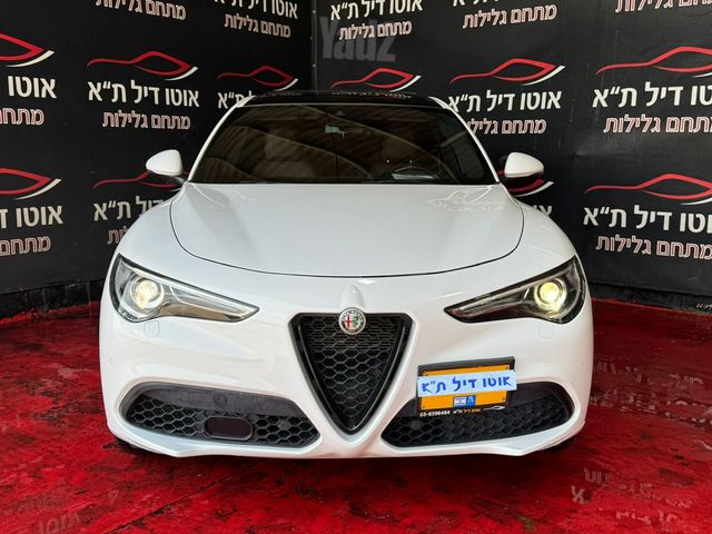מודעת רכב אלפא רומיאו סטלביו
