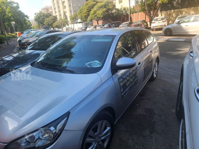 פיג'ו 308