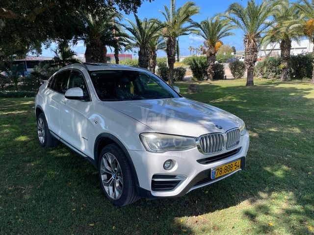 ב מ וו X4