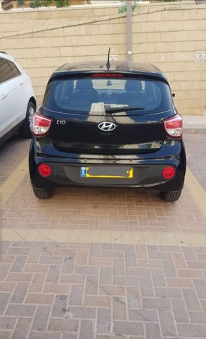 יונדאי i10