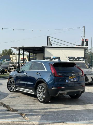 קאדילק XT4