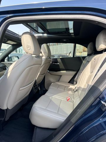 קאדילק XT4