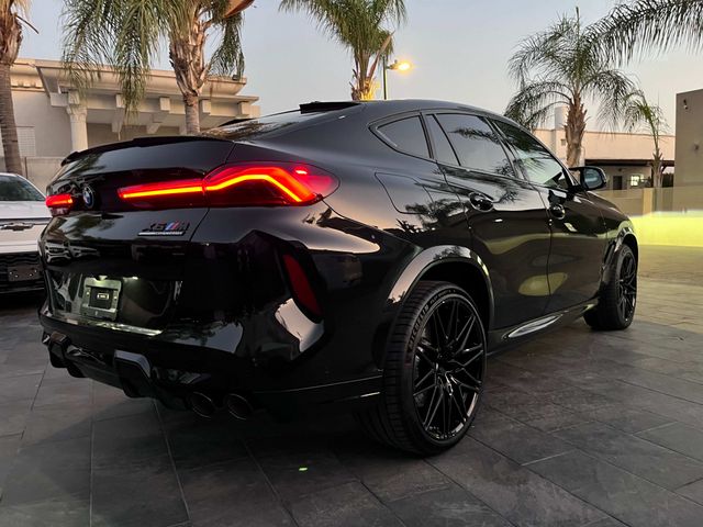 ב מ וו X6 M