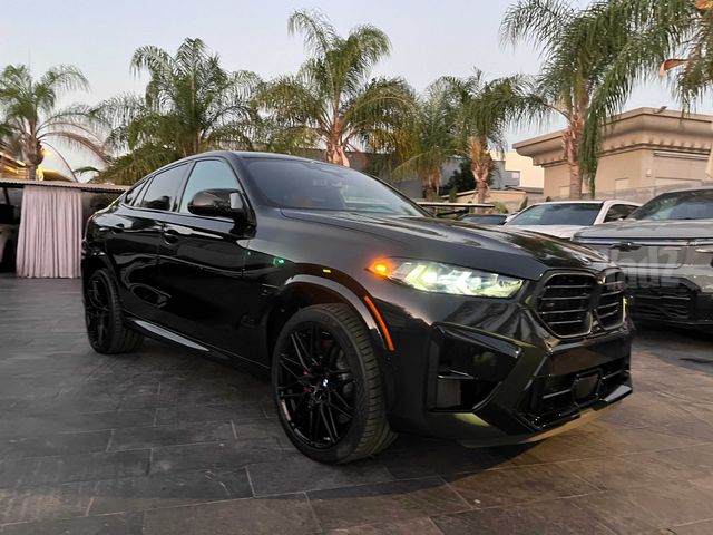 ב מ וו X6 M