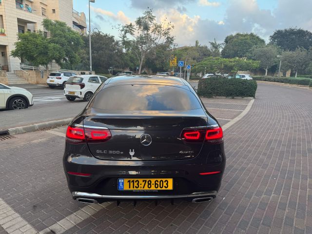 מרצדס-בנץ GLC קופה