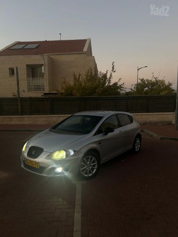 סיאט לאון