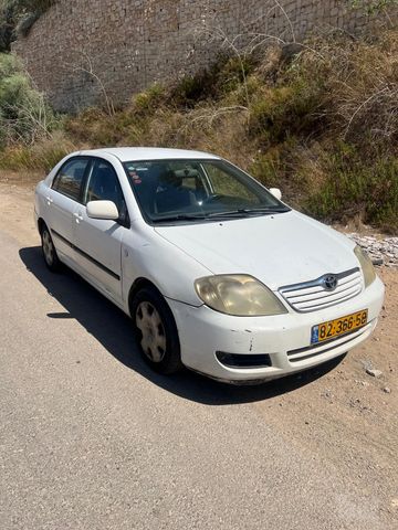 טויוטה קורולה