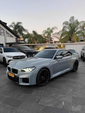 ב מ וו M2