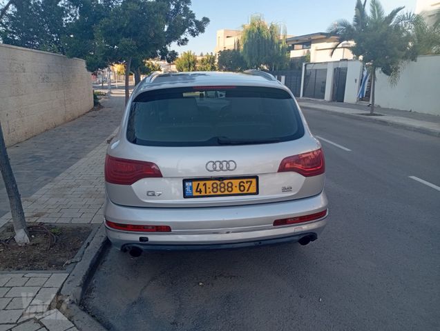 אאודי Q7