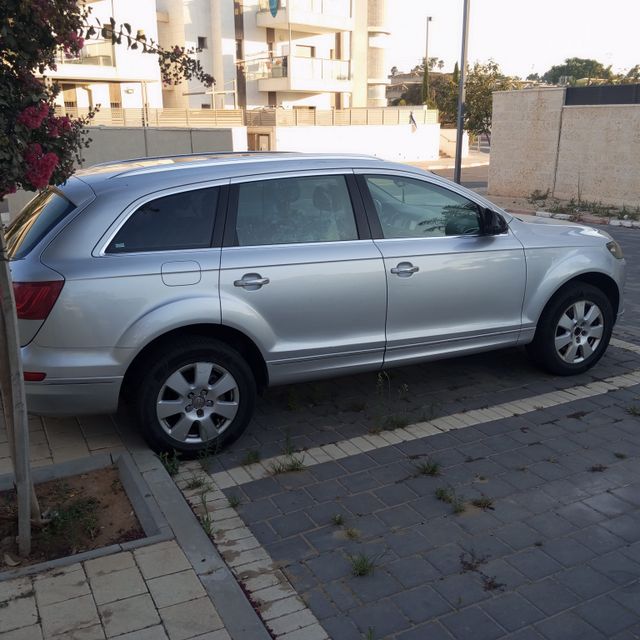 אאודי Q7
