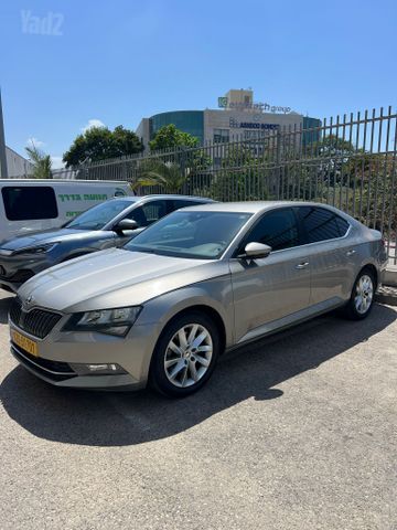 מודעת רכב סקודה סופרב