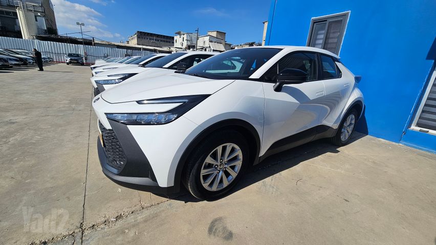 טויוטה C-HR
