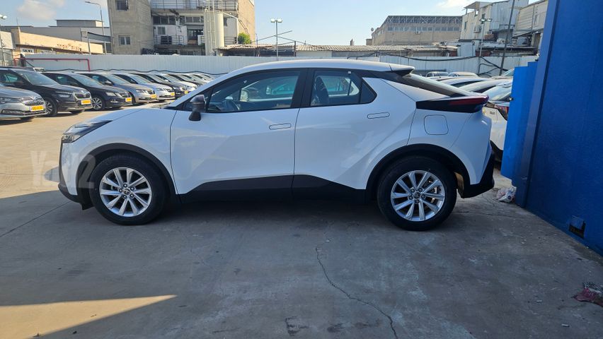 טויוטה C-HR