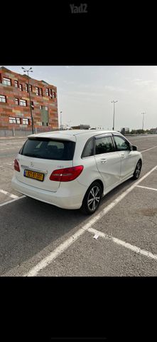 מרצדס-בנץ B-class