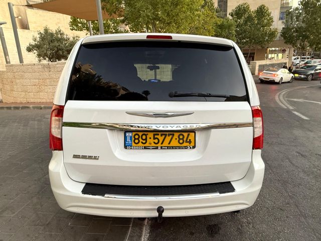 קרייזלר גראנד וויאג'ר