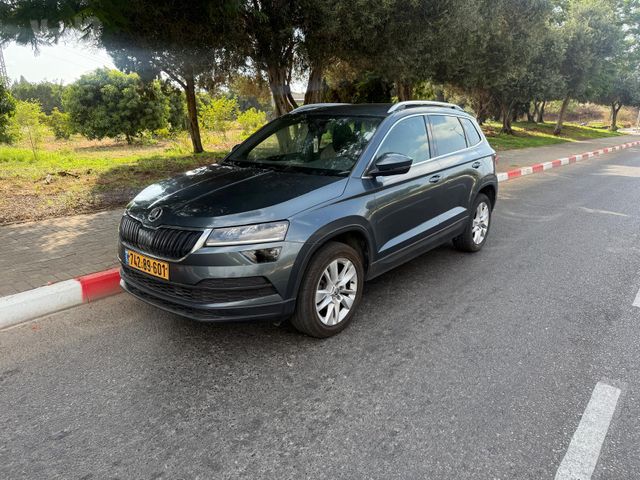 מודעת רכב סקודה קארוק