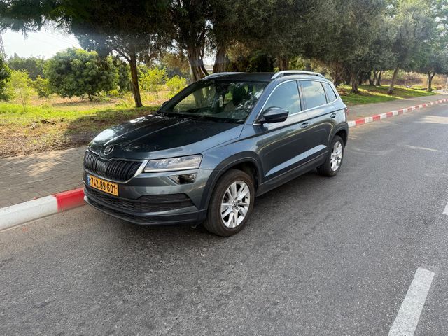 מודעת רכב סקודה קארוק