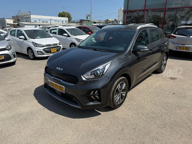 קיה נירו