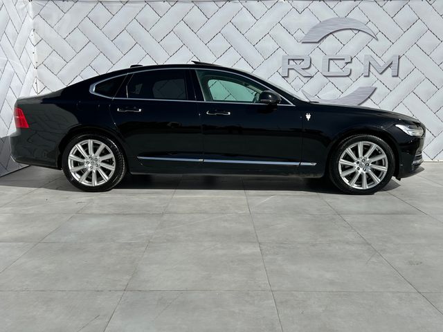 וולוו S90
