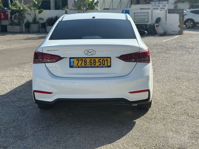 יונדאי אקסנט i25