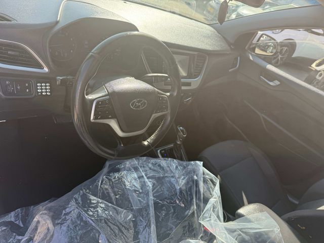 יונדאי אקסנט i25