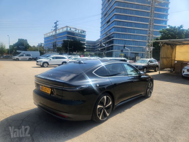 ניאו ET7