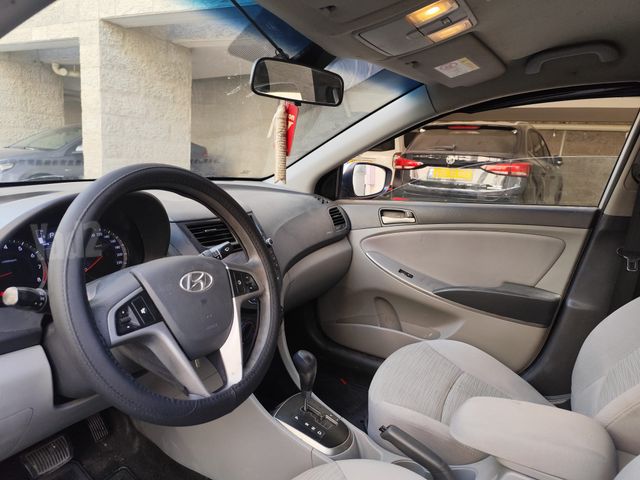 יונדאי אקסנט i25