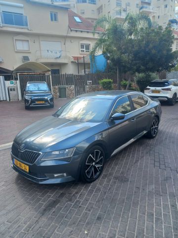 סקודה סופרב
