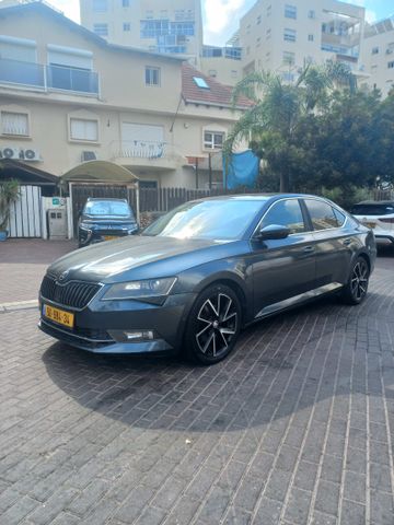מודעת רכב סקודה סופרב